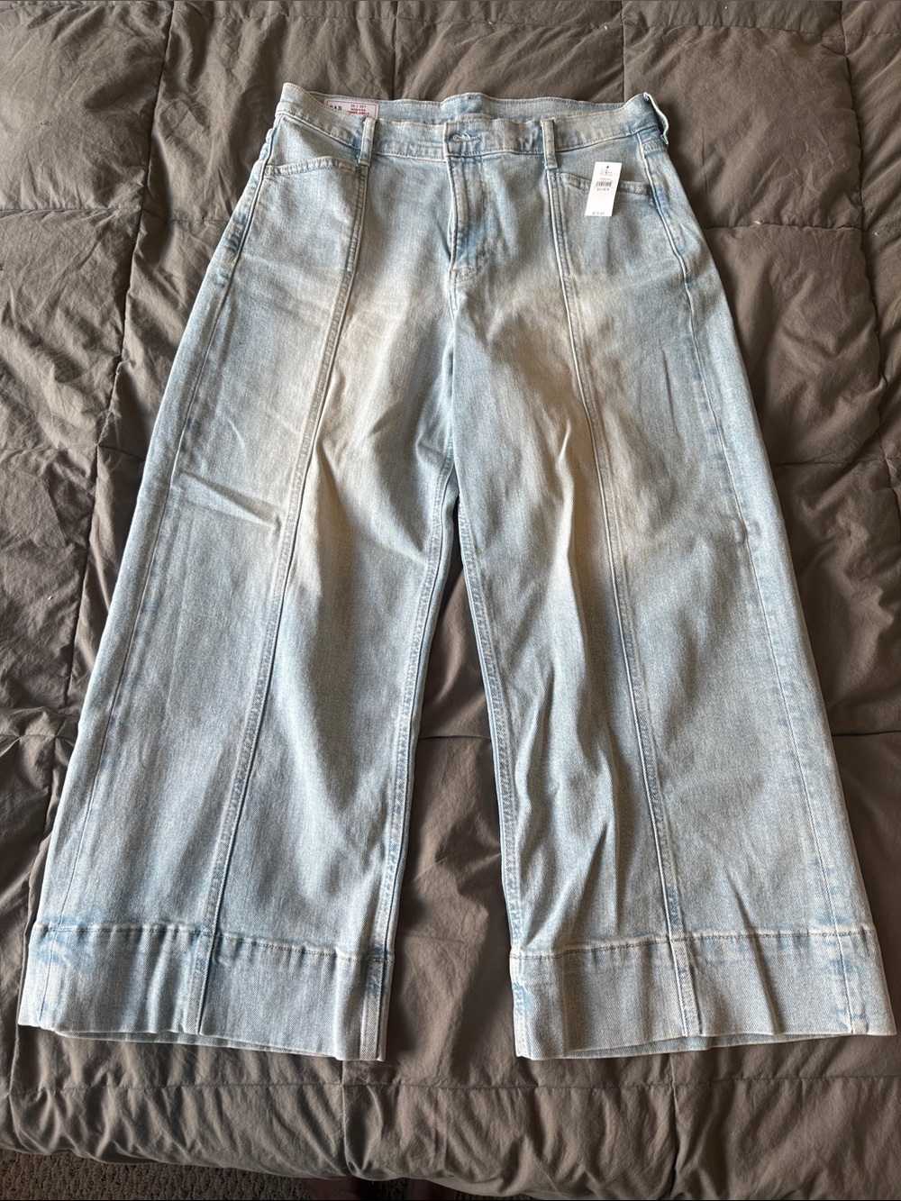 GAP High Rise Stride Wide-Leg Ankle Jeans